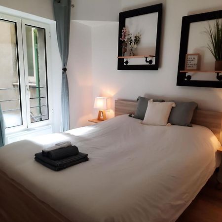 Beautiful Old Town Flat, Near The Beach Nisa Exterior foto