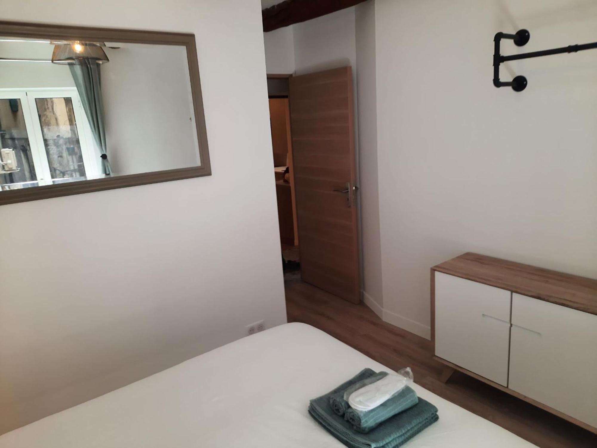 Beautiful Old Town Flat, Near The Beach Nisa Exterior foto